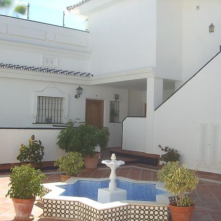 Apt Mijas Costa Arkadia Beach El Faro Marvellous Frontbeach With Stunning Seaviews And Historic Lighthouse Фуeнхирола Екстериор снимка