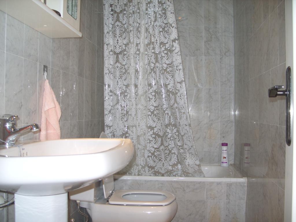 Apt Mijas Costa Arkadia Beach El Faro Marvellous Frontbeach With Stunning Seaviews And Historic Lighthouse Фуeнхирола Екстериор снимка