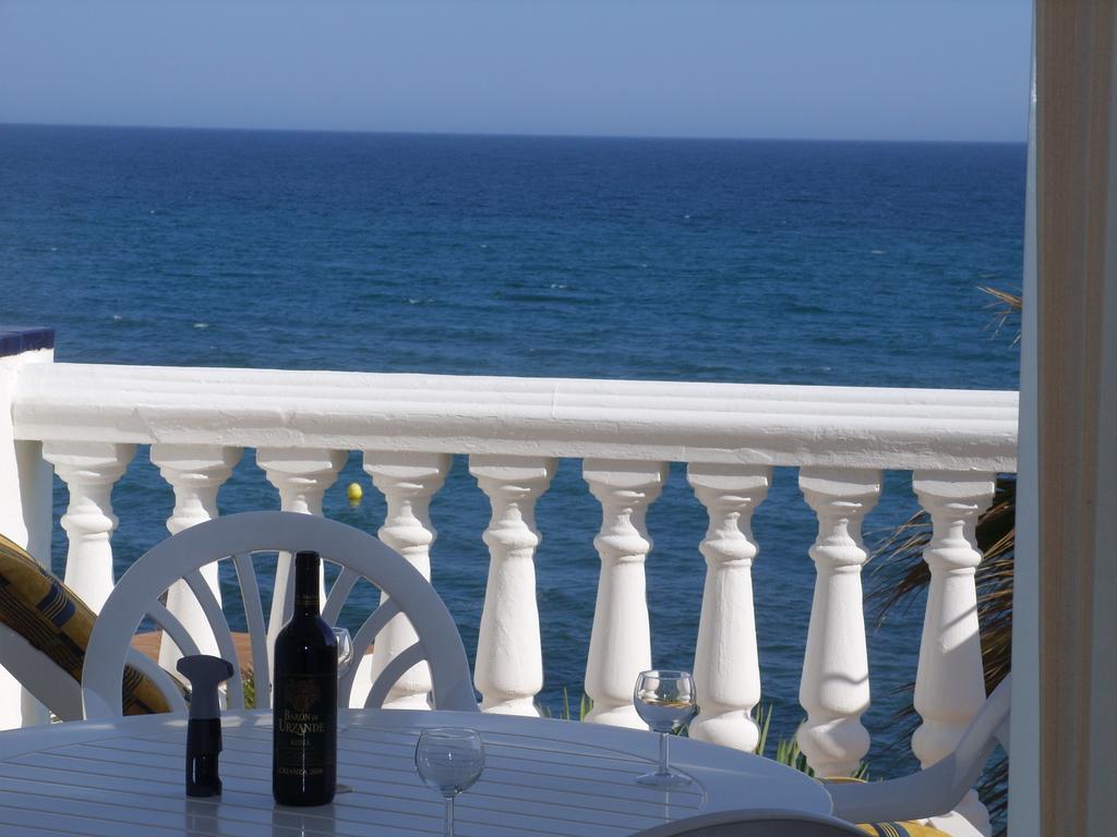 Apt Mijas Costa Arkadia Beach El Faro Marvellous Frontbeach With Stunning Seaviews And Historic Lighthouse Фуeнхирола Екстериор снимка