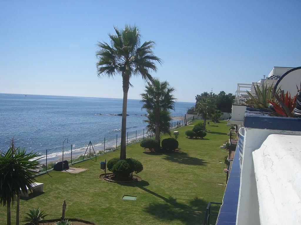 Apt Mijas Costa Arkadia Beach El Faro Marvellous Frontbeach With Stunning Seaviews And Historic Lighthouse Фуeнхирола Екстериор снимка